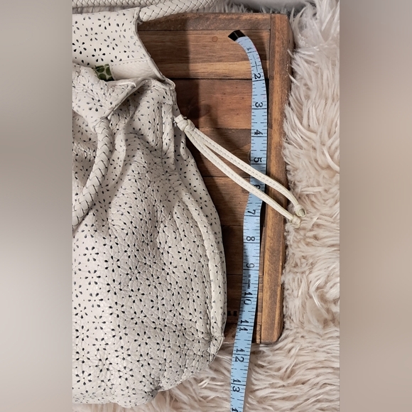 Brighton Leather Hobo/Shoulder Bag - Picture 5 of 7